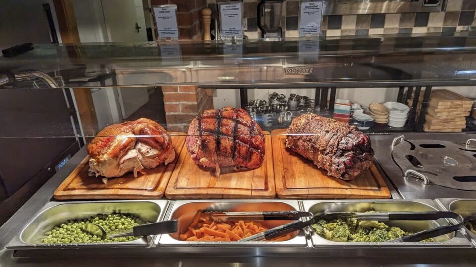 ricks roast carvery at ye olde new inn near bank farm holiday park