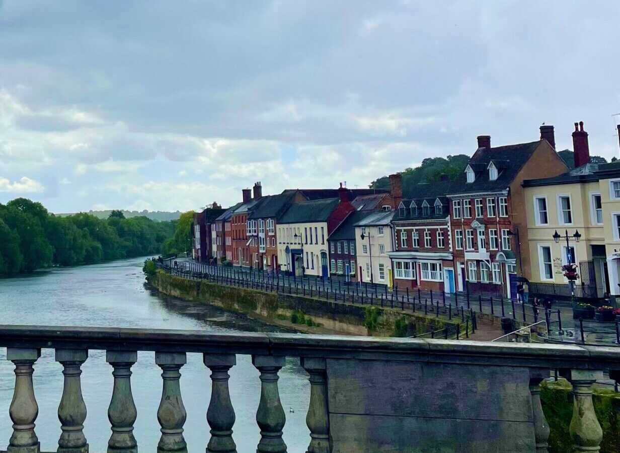 looking down the River Severn in Bewdley from the bridge